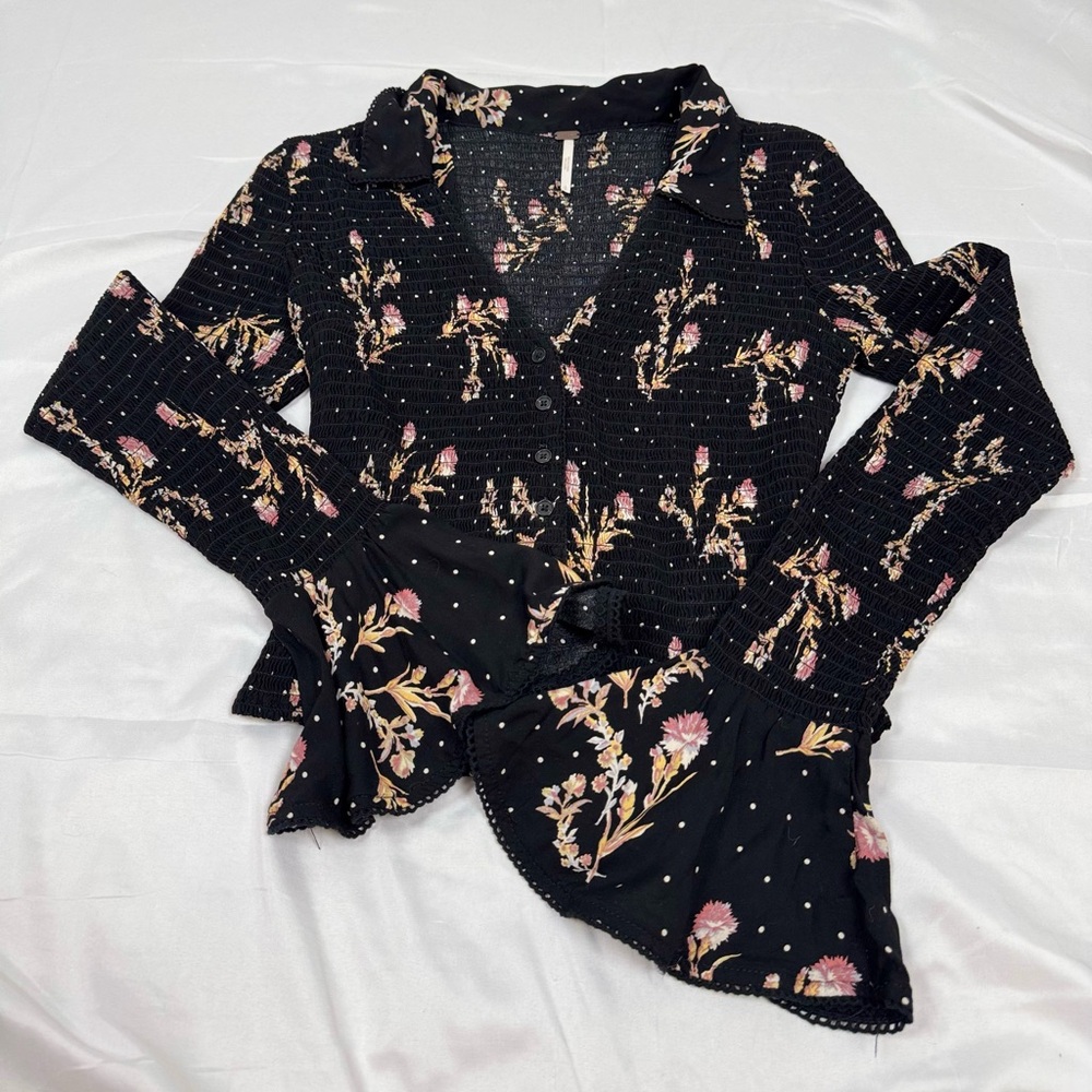 Free People Smocked Floral Blouse Women Small Black Bell Sleeve Boho Stretch Top